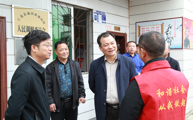 张志才率队到我县调研省级新农村示范片建设工作